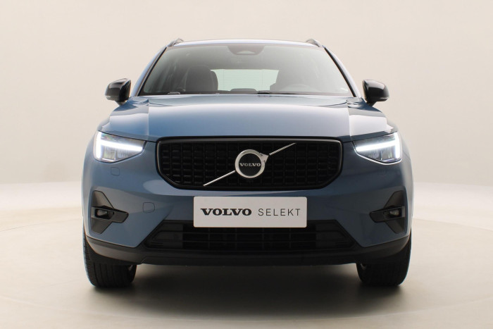 Volvo XC40 B4 ULTIMATE DARK AUT CZ