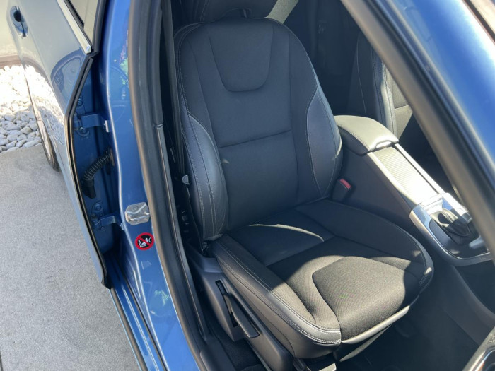 Volvo V60 D4 NEZ.TOPENÍ Aut 2.0 d