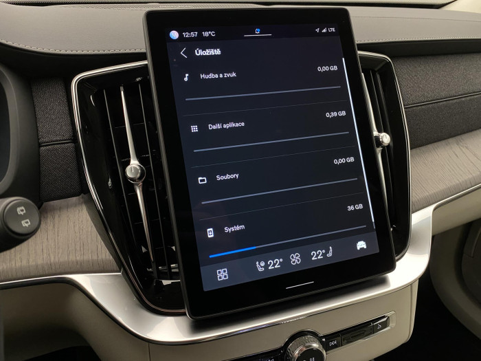 Volvo XC90 B5 AWD AUT BRIGHT PLUS 7míst