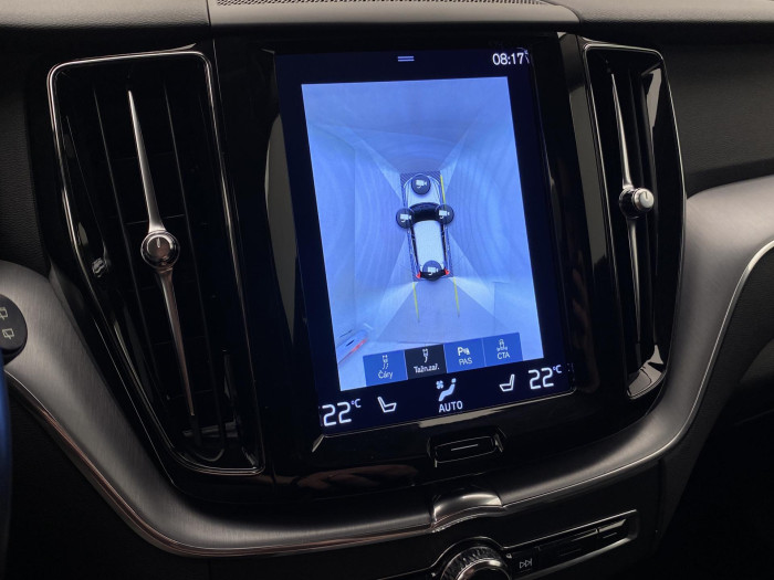 Volvo XC60 B4 AWD DARK PLUS AUT