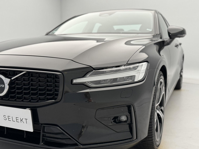 Volvo S60 B5 AWD ULTIMATE DARK AUT