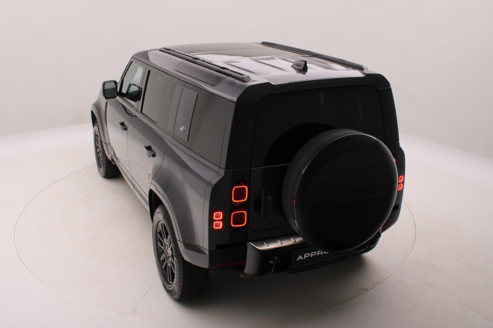 Land Rover Defender 110 D300 X-DYNAMIC HSE AWD AUT 3.0 d Dynamic