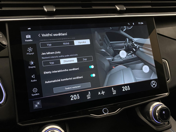 Lynk & Co 01 PHEV DCT AUT REZERVACE