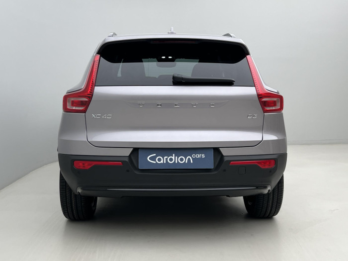 Volvo XC40 B3 DARK PLUS AUT
