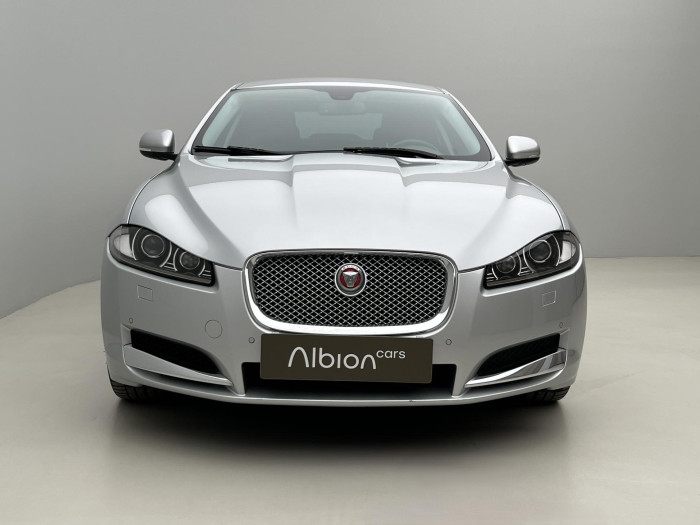 Jaguar XF 3.0 V6D LUXURY AUT CZ 3.0 d Luxury