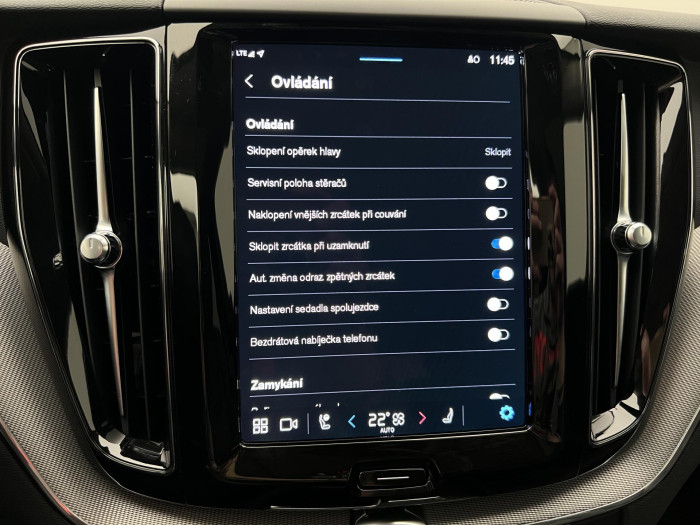 Volvo XC60 T6 AWD RECHARGE PLUS DARK AUT