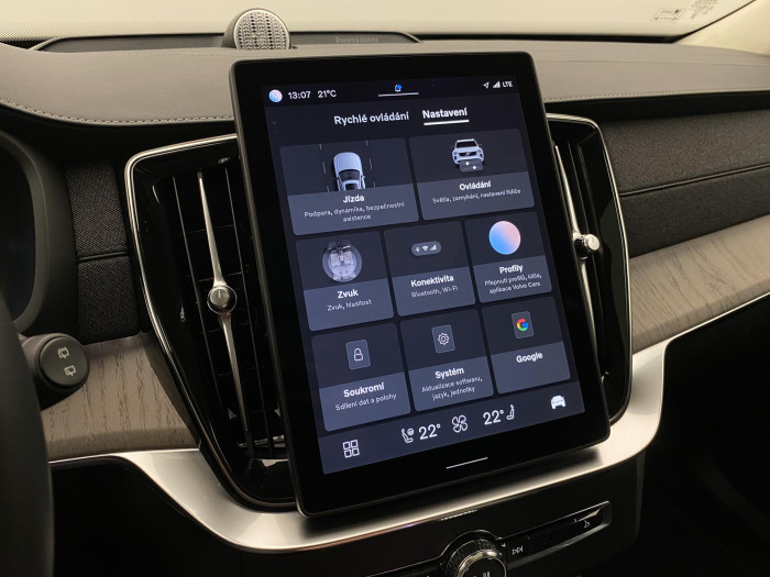 Volvo XC90 T8 AWD RECHARGE DARK ULTRA