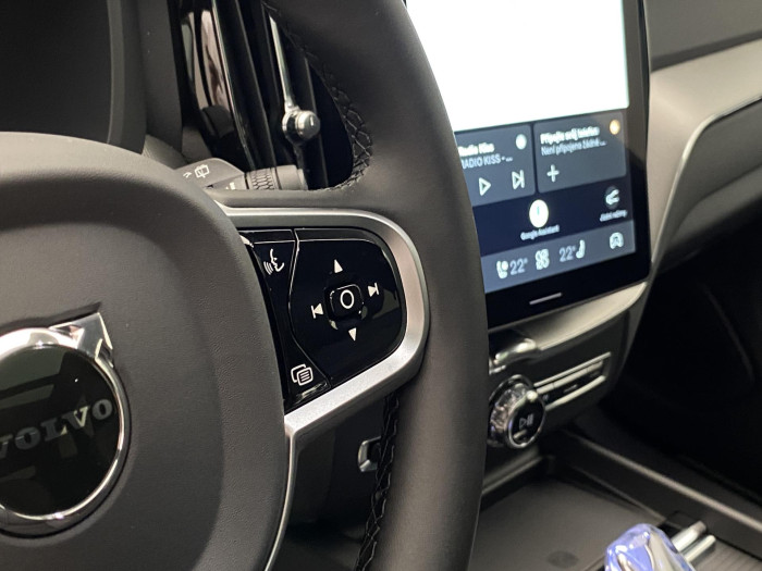 Volvo XC60 B5 AWD AUT PLUS BLACK EDITION