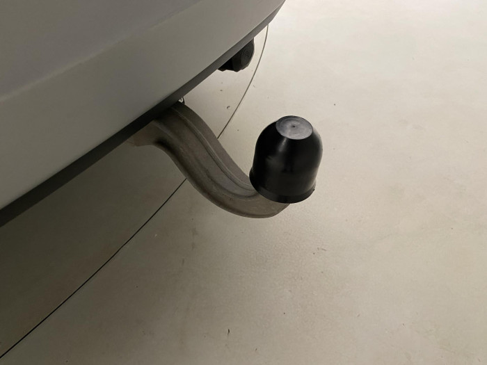 Land Rover Discovery 3,0 Sd6 AWD HSE REZERVACE