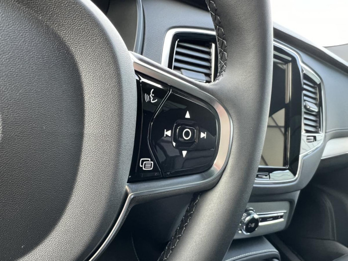 Volvo XC90 B5 AWD ULTIMATE DARK Aut 1.maj