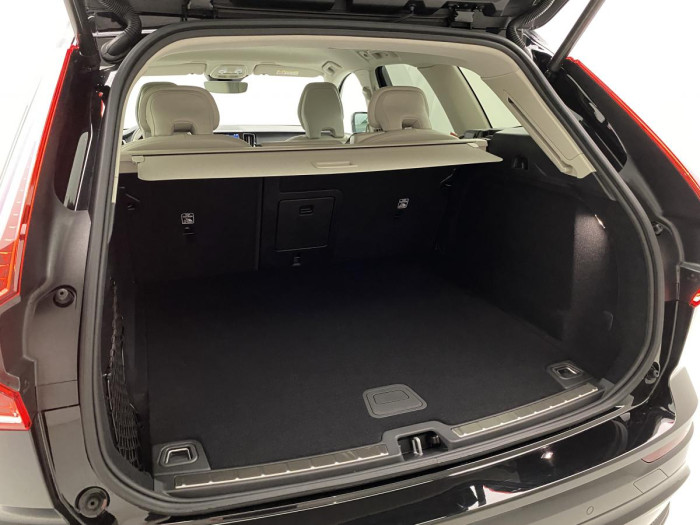 Volvo XC60 B4 AWD AUT DARK PLUS 2.0 Plus
