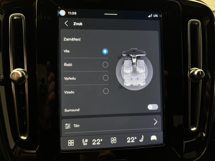 Volvo XC40 B3 DARK PLUS AUT