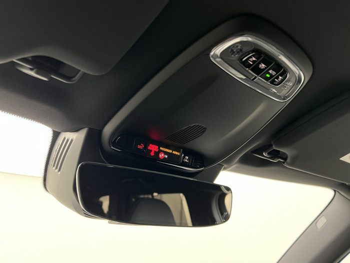 Volvo XC90 B5 AWD R-DESIGN AUT CZ