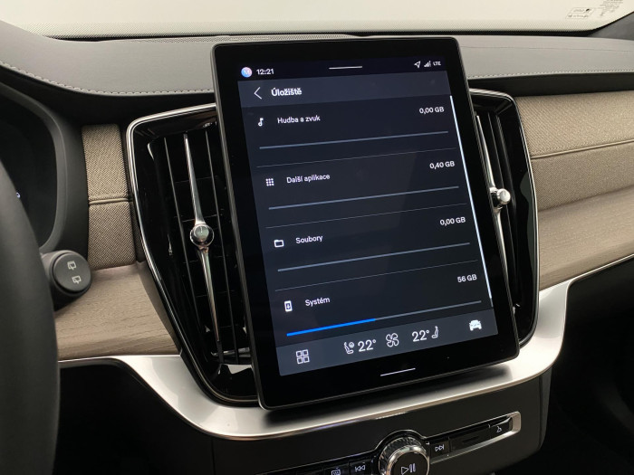 Volvo XC90 T8 AWD RECHARGE DARK ULTRA 7