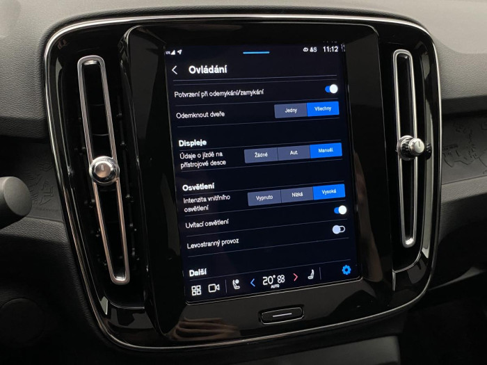 Volvo C40 RECHARGE TWIN AWD REZERVACE