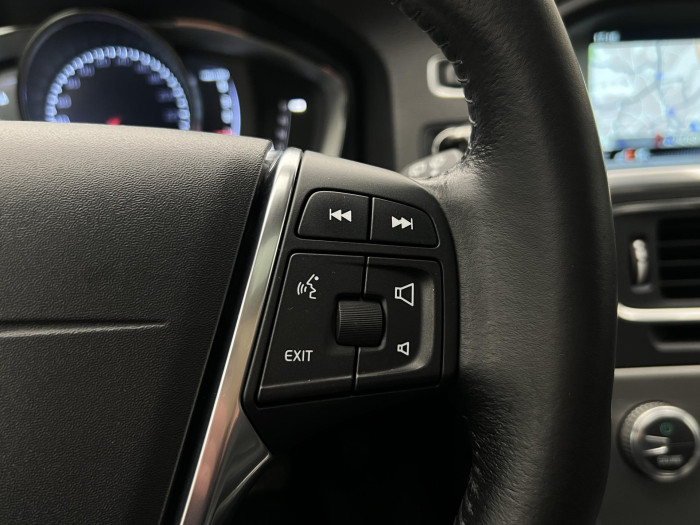 Volvo V60 D4 SUMMUM AUT 2.0 d Summum