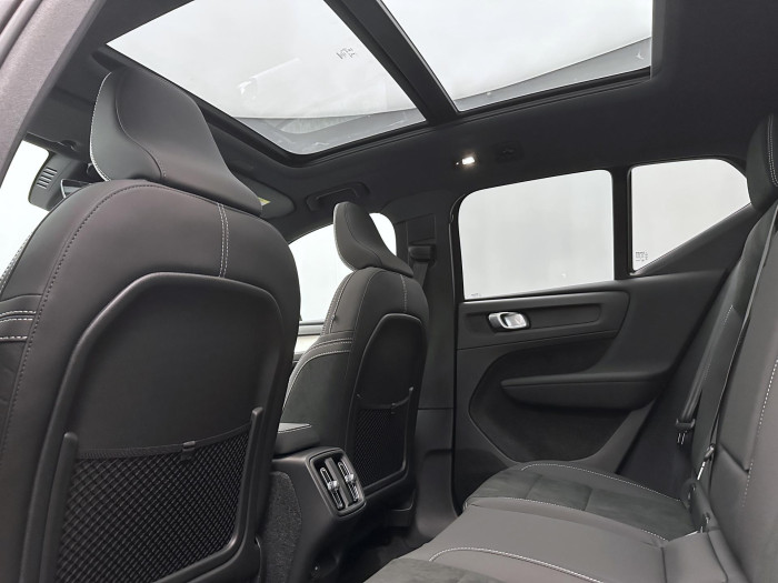 Volvo XC40 B4 AUT DARK PLUS