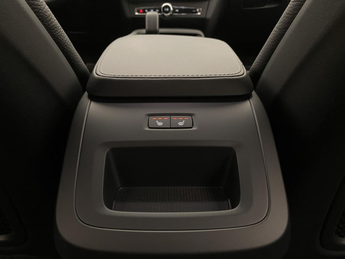Volvo V90 CC B4 AWD PLUS AUT REZERVACE 2.0 CC CC Plus