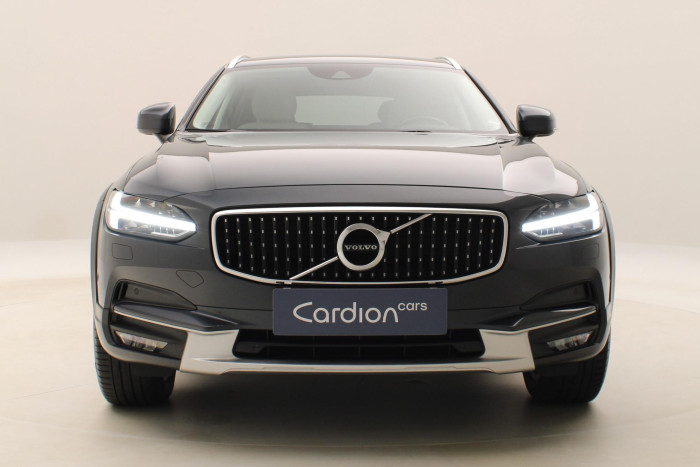 Volvo V90 CC D5 AWD MOMENTUM AUT CZ 2.0 d CC CC Momentum