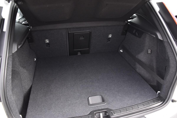 Volvo XC40 B4 MOMENTUM PRO AUT 1.maj. 2.0 Momentum