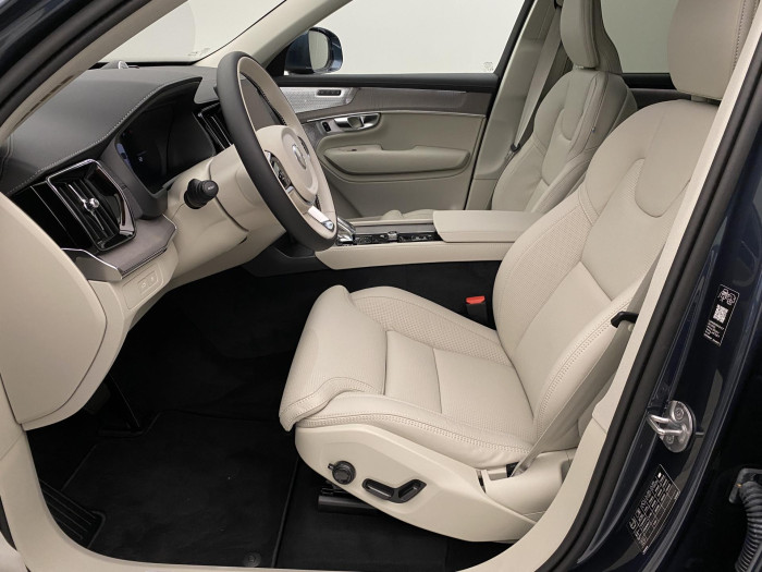 Volvo XC90 T8 AWD RECHARGE BRIGHT PLUS 7m