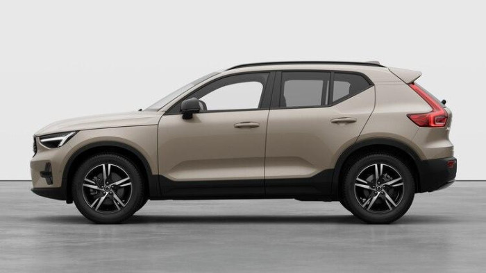 Volvo XC40 B3 DARK PLUS AUT