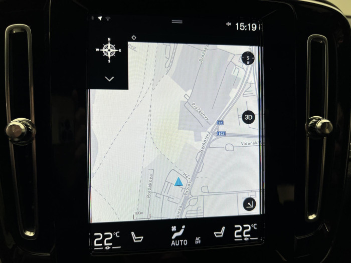 Volvo XC40 D4 AWD R-DESIGN AUT CZ 2.0 d