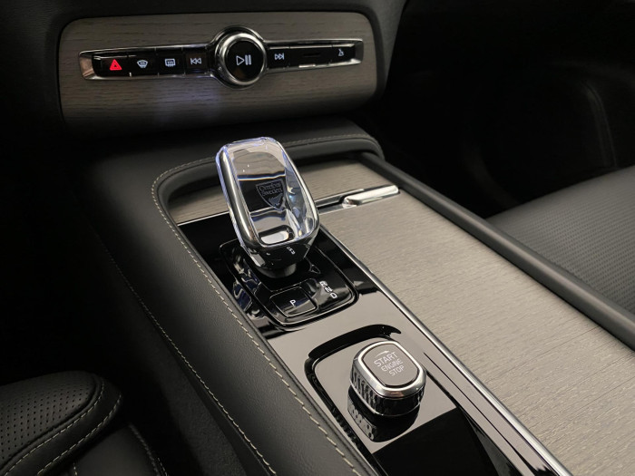 Volvo XC90 B5 AWD PLUS BRIGHT AUT CZ 7m