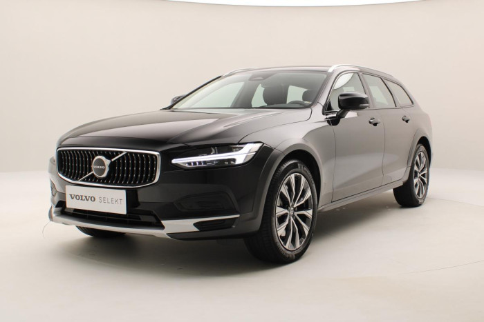 Volvo V90 CC B4 AWD PLUS AUT CZ 1.maj