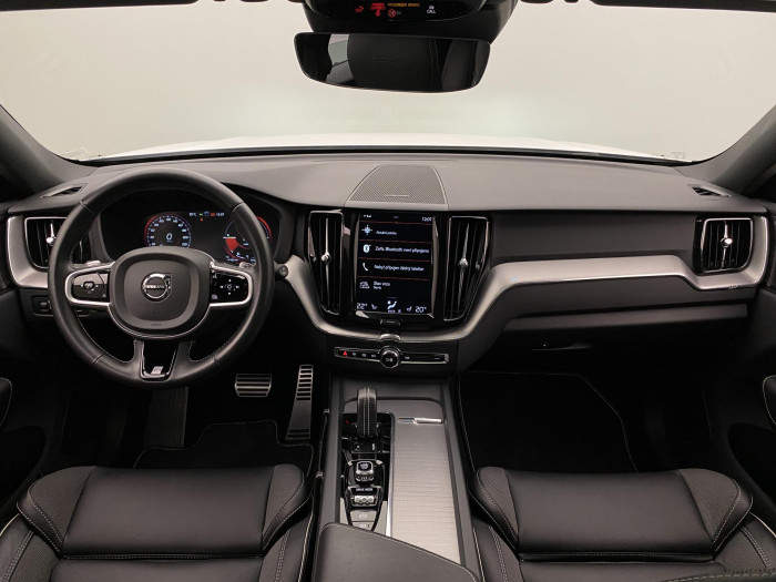 Volvo XC60 T8 AWD TWIN ENGINE R-DESIGN