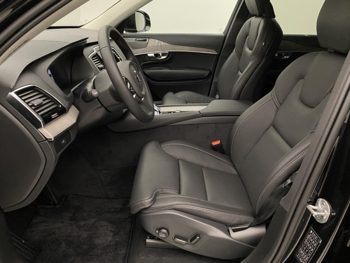 Volvo XC90 B6 AWD AUT BRIGHT PLUS 7-míst 2.0 Plus
