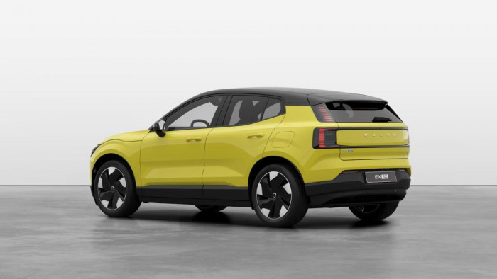Volvo EX30 PURE ELECTRIC AWD TWIN PLUS