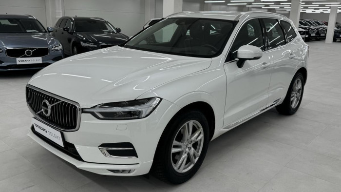 Volvo XC60 T5 AWD INSCRIPTION REZERVACE