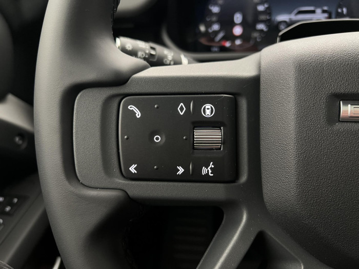 Land Rover Defender 110 D350 X-DYNAMIC HSE AWD Aut 3.0 d Dynamic