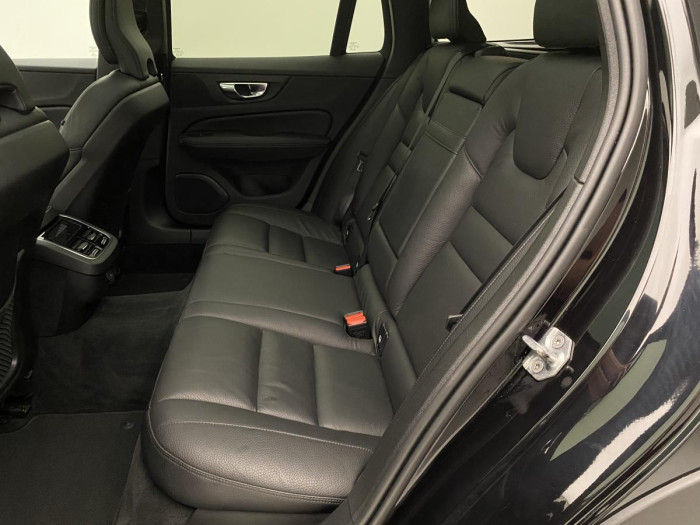 Volvo V60 CC B4 AWD ADVANCED REZERVACE 2.0 CC CC