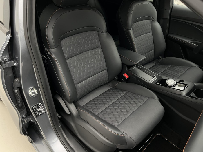 MG MG3 EXCLUSIVE HYBRID+ AUT CZ 1.maj 1.5 Exclusive