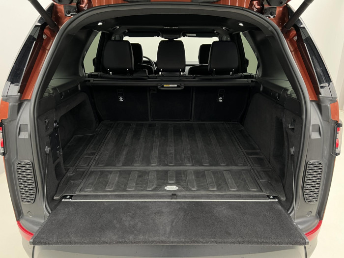 Land Rover Discovery 3.0 TDV6 HSE AWD AUT CZ