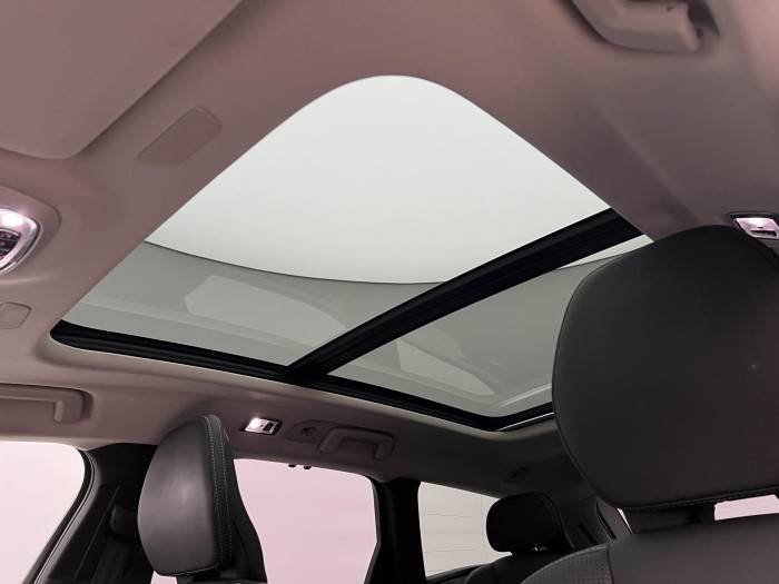 Volvo V90 CC D5 AWD PRO AUT CZ 2.0 d CC CC