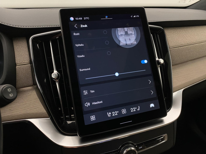 Volvo XC90 T8 AWD RECHARGE DARK ULTRA 7