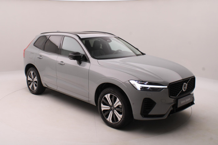 Volvo XC60 T6 AWD PLUG-IN DARK PLUS CZ