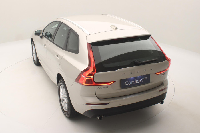 Volvo XC60 T5 AWD MOMENTUM AUT 2.0 Momentum