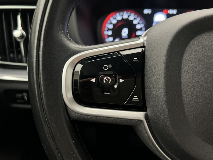 Volvo V60 B4 MOMENTUM AUT 2.0 Momentum