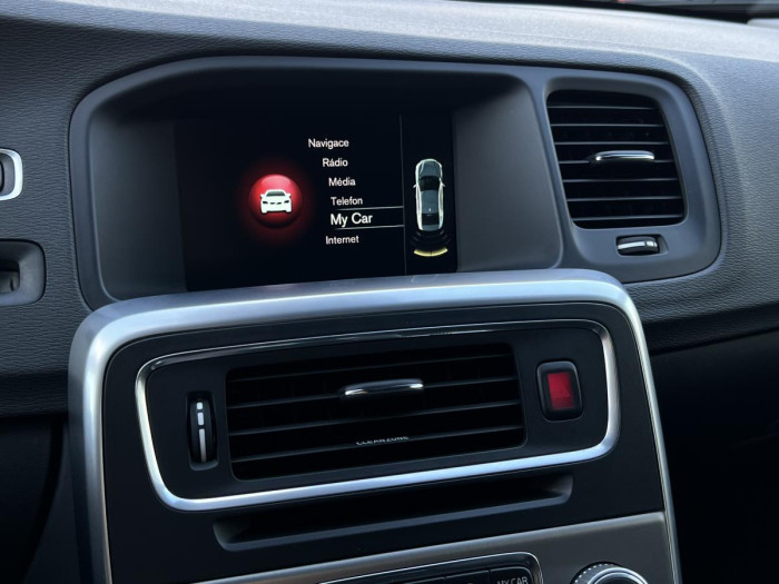 Volvo S60 D3 SUMMUM NAVIGACE 2.0 d Summum