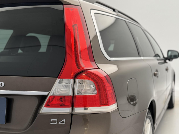 Volvo V70 D4 MOMENTUM AUT 2.0 d Momentum