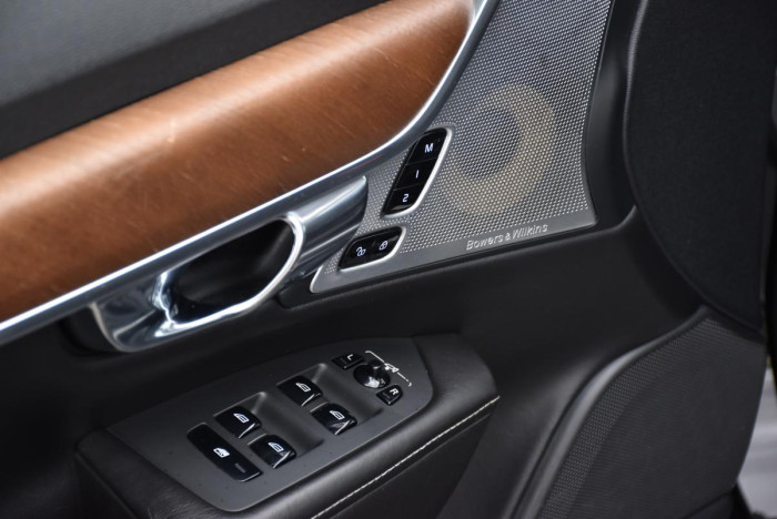 Volvo S90 T6 AWD INSCRIPTION REZERVACE