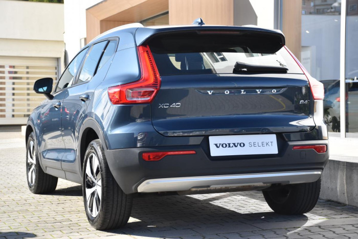 Volvo XC40 B4 AWD MOMENTUM PRO AUT 1.maj. 2.0 Momentum