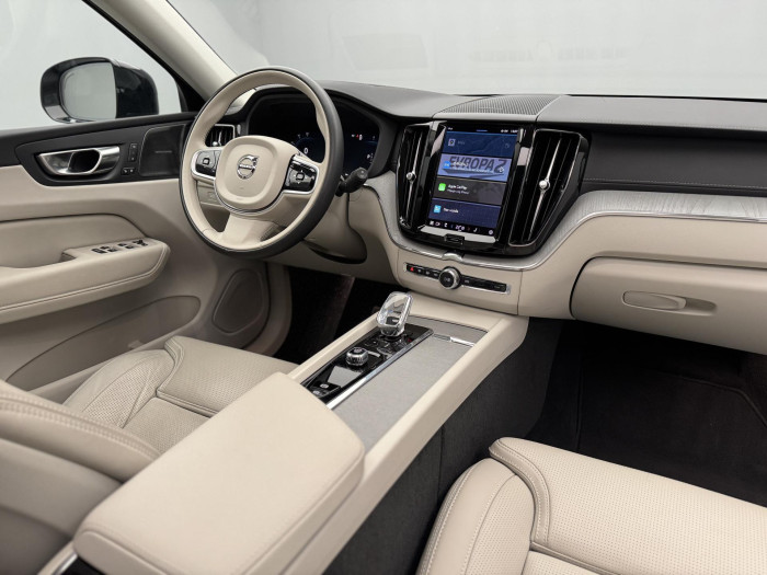 Volvo XC60 B5 AWD DARK ULTRA CZ 1.maj