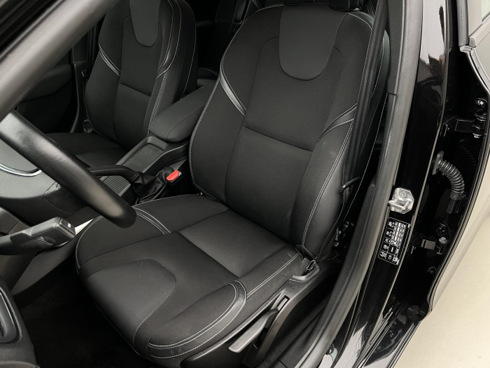 Volvo V40 D4 MOMENTUM AUT 2.0 d Momentum