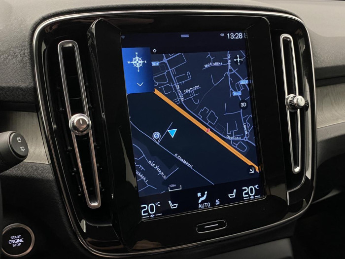 Volvo XC40 D3 INSCRIPTION AUT REZERVACE 2.0 d