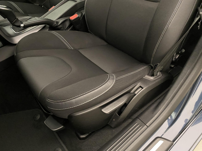 Volvo V40 D2 MOMENTUM AUT NAVIGACE 2.0 d Momentum